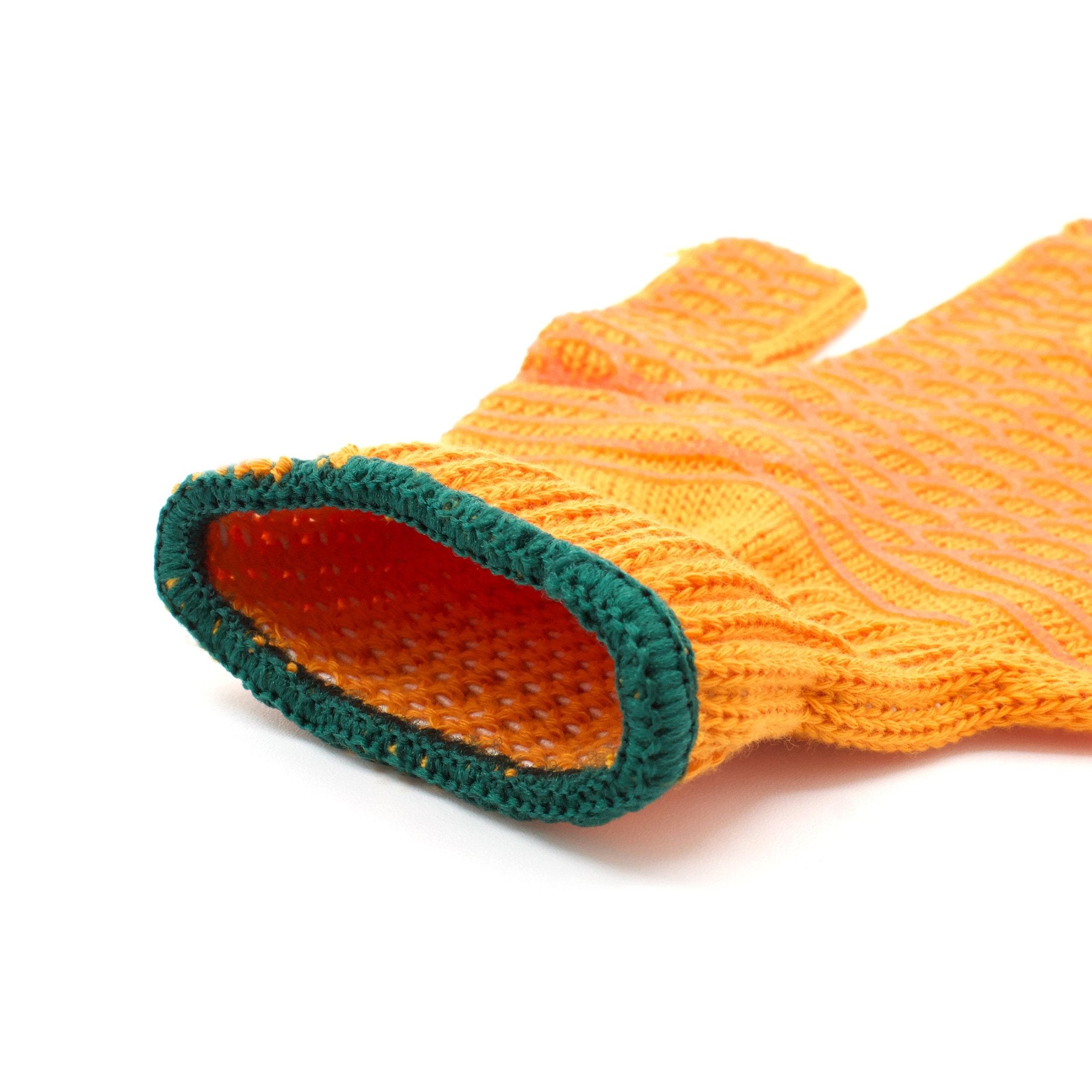 Sea Striker orange string knit gloves opening