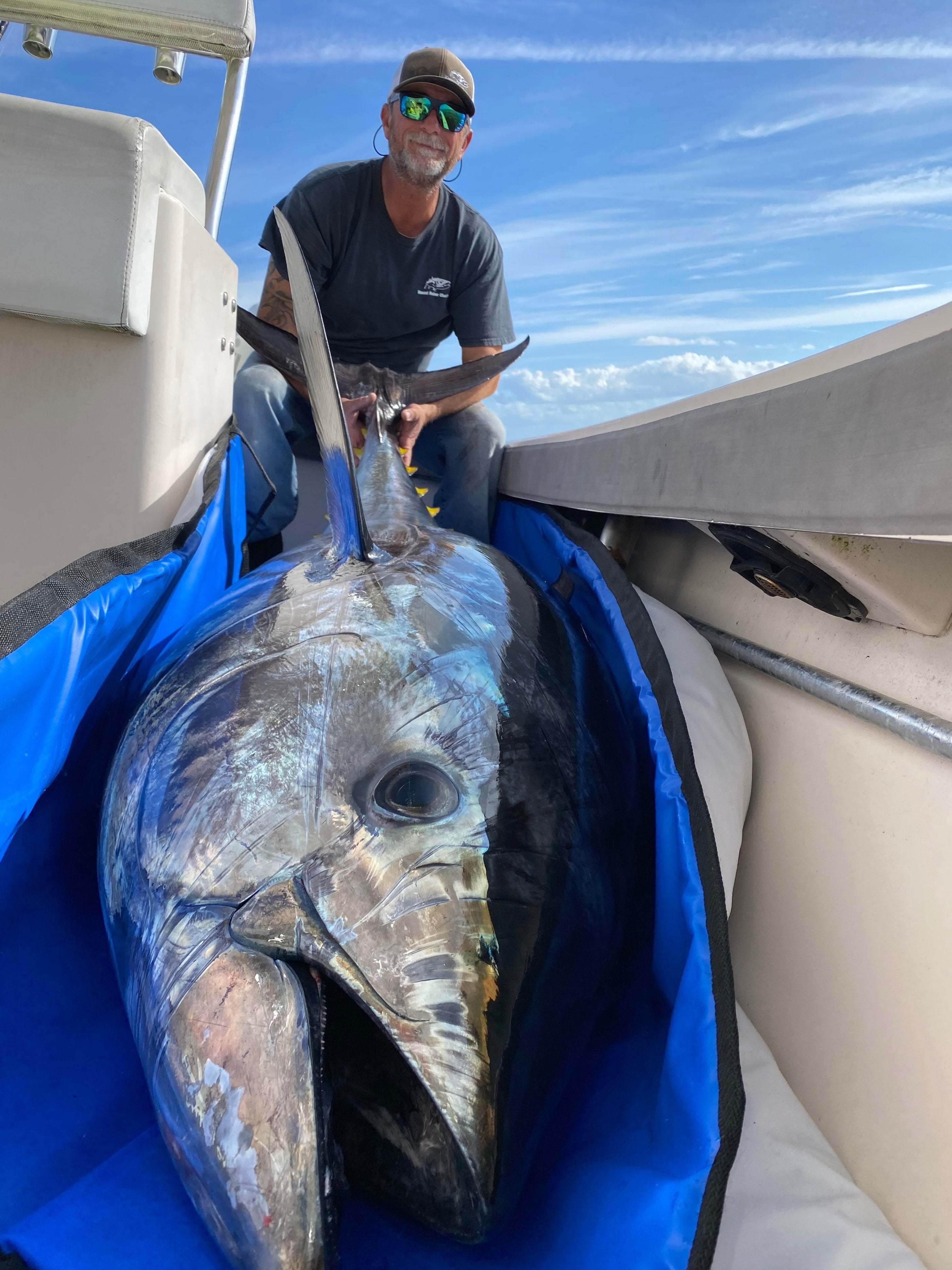 Calcutta tuna blanket with bluefin tuna