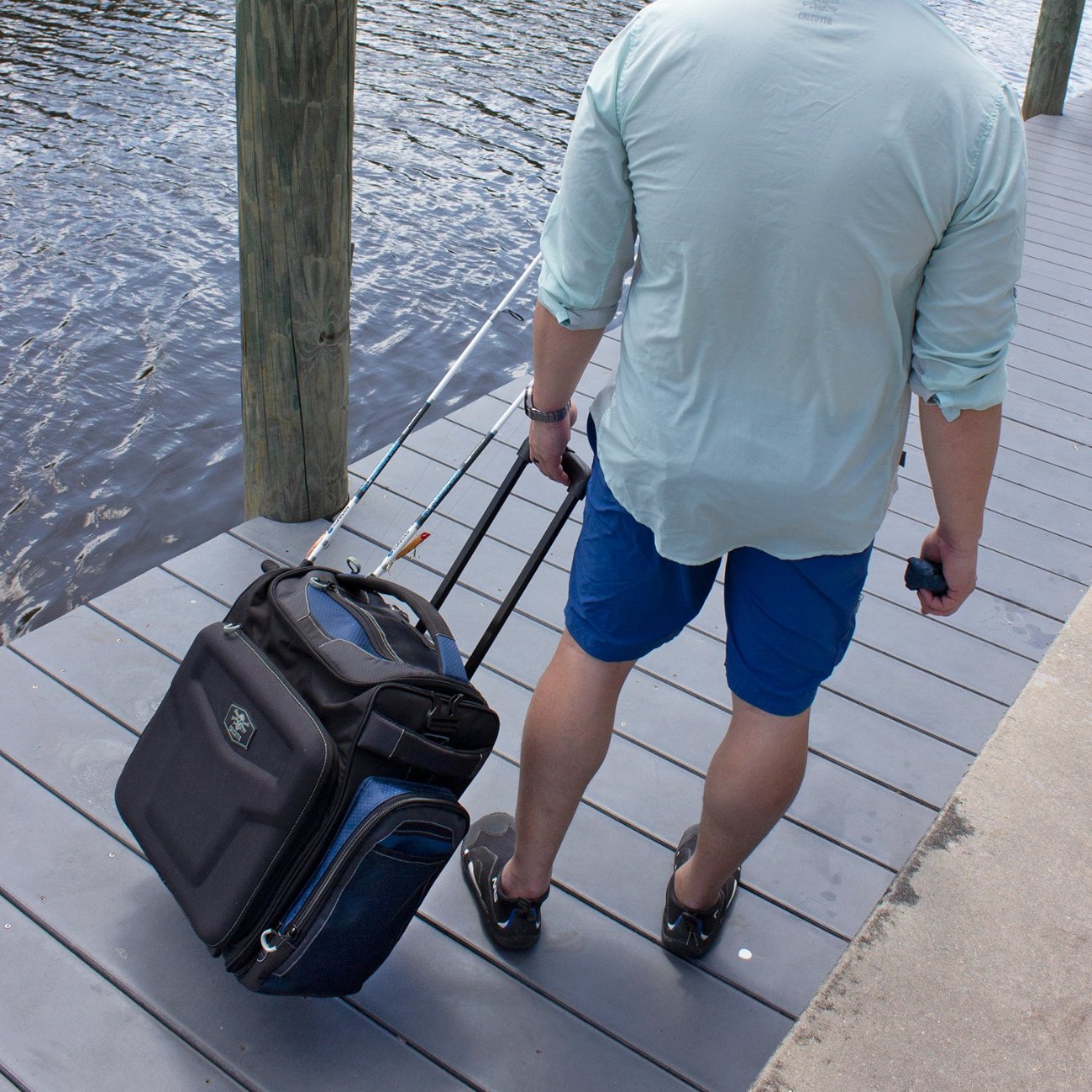 Calcutta Explorer rolling tackle bag in use