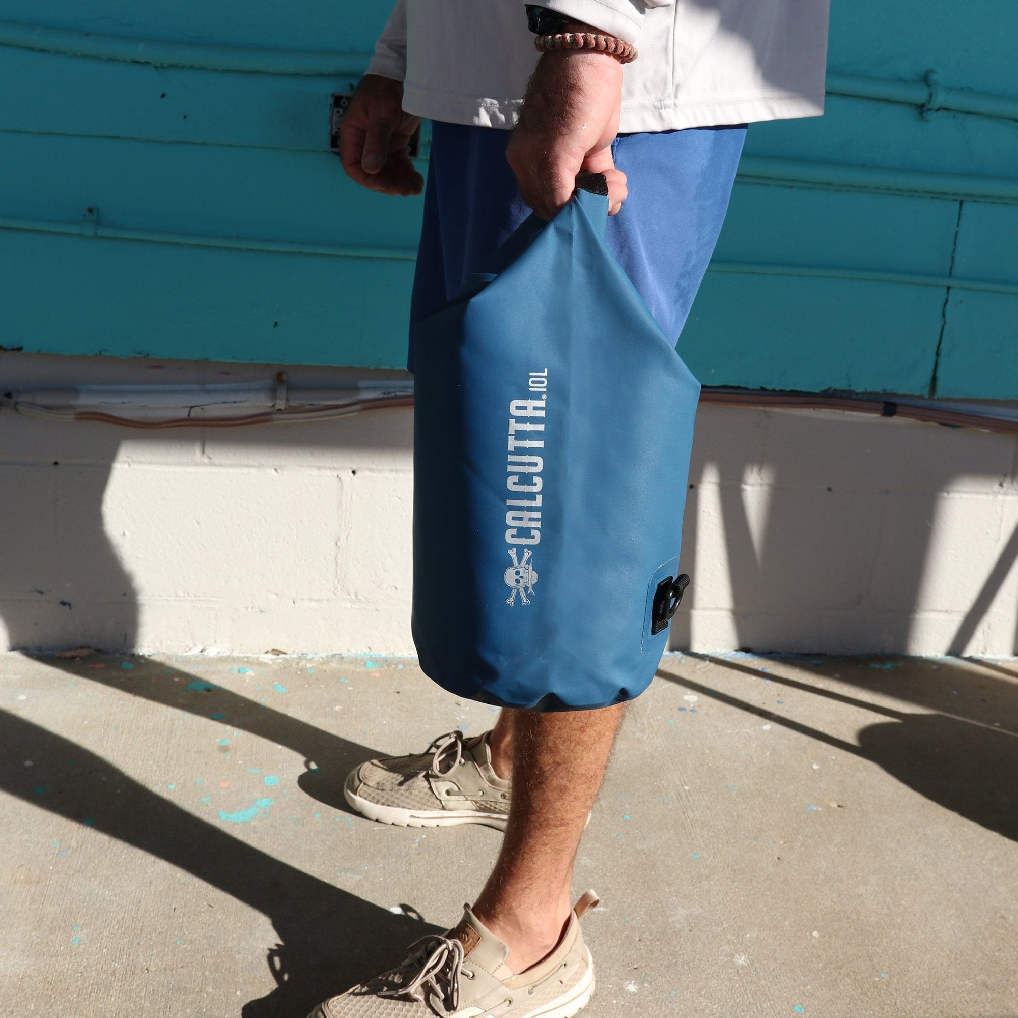 Calcutta dry bag 10L blue in hand